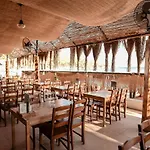 Hotell Badawood Arjin Ayvalı