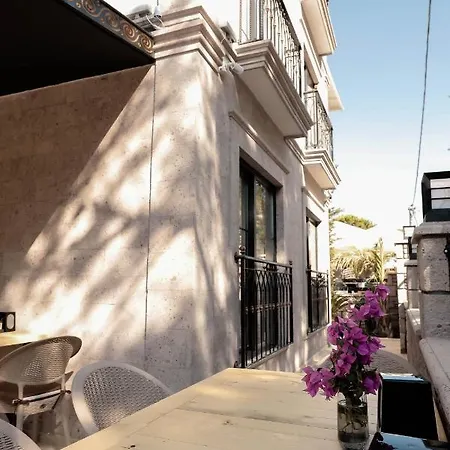 Badawood Arjin Ayvalı